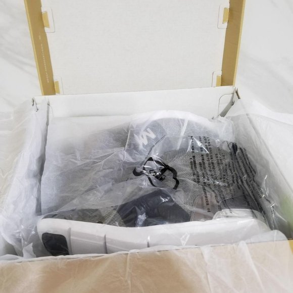 Michael Kors Sterling Bootie NIB Sz 7.5 - Picture 10 of 10